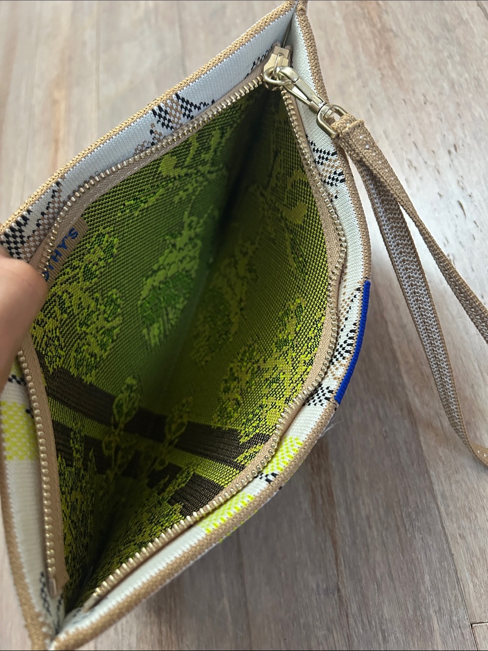 Rothy’s spring bouquet Floral Wristlet Clutch - Picture 3 of 16